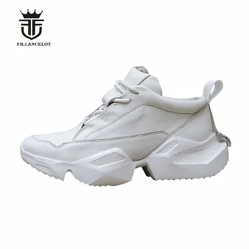 2019 Эксклюзивные персонализированные кроссовки Street Trainer из натуральной кожи на толстой подошве, маленькие белые кожаные ботинки на бретелях на шнуровке.