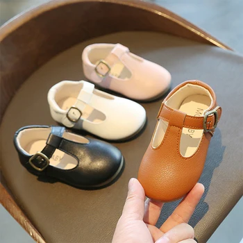 Обувь для маленьких девочек Корейские Девочки Принцесса из искусственной кожи, Дышащая Резиновая Танцевальная Черная обувь на плоской подошве, Детская Обувь для малышей