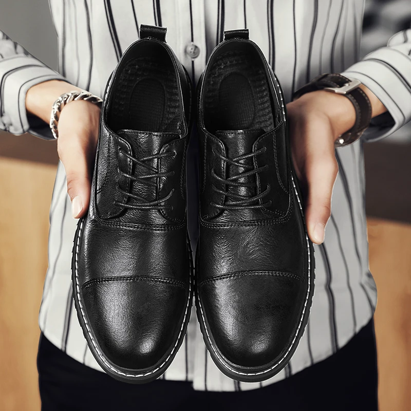 Осенняя обувь на плоской подошве для отдыха, мужская ультралегкая классическая обувь на шнуровке, Удобная обувь из мягкой кожи, мужская повседневная обувь Изображение 1